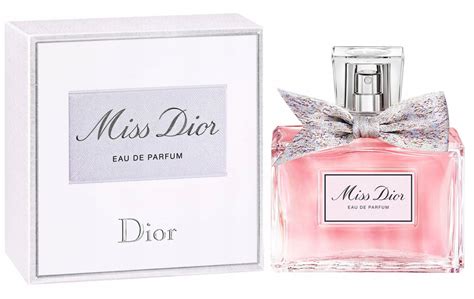 Dior: Miss Dior (Short 2021) 